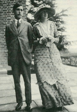 Leonard and Virginia Woolf on their wedding day